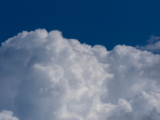 夏の青空と積乱雲