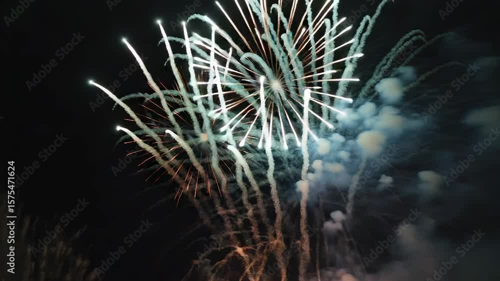 Aufkleber fireworks exploding in the night sky, creating a spectacular display of light and color