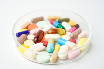 vitamin supplements capsules pill, softgel, fish oil, omega 3, vitamin E