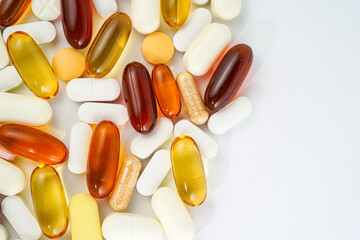 vitamin supplements capsules pill, softgel, fish oil, omega 3, vitamin E