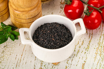Black sesame seeds in the bowl