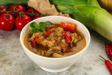 Thai curry with chicken and basil