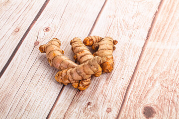 Fresh raw asian tumeric roots
