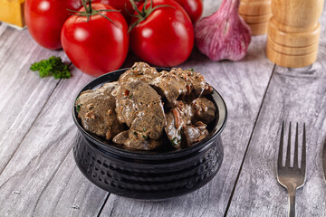Chicken liver in cream sauce