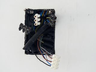 Cable junction box in a plasterboard wall
