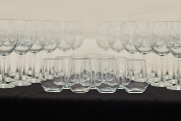 An Elegant and Charming Lineup of Crystal Clear Champagne Flutes Featured at the Event