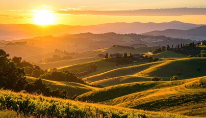 Obraz premium Golden hills at sunset