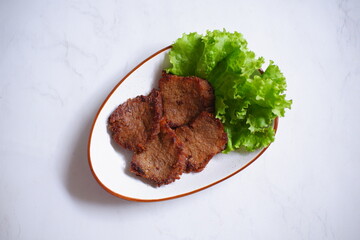 fried beef with vegetable 