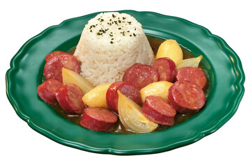 prato com cozido de linguiça e cebola acompanhado de arroz branco isolado em fundo transparente