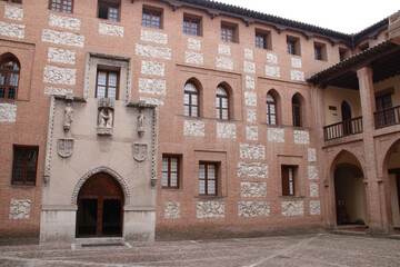 mota castle in spain 