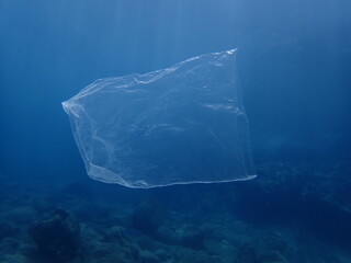 plastic bag underwater ocean pollution