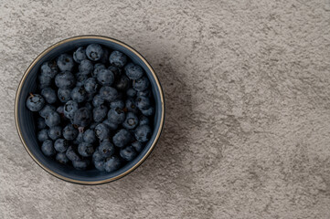 bowl of blueberries