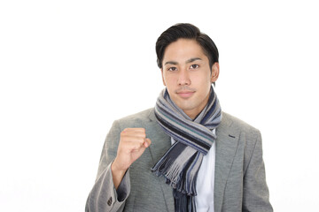 マフラーをした男性