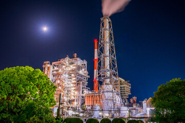 Fototapeta premium 広島県 大竹市 大竹下水処理場前 工場夜景