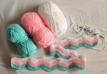 crochet needles and yarn 2