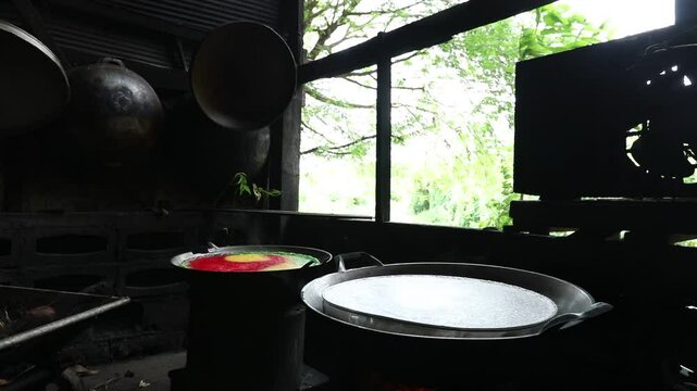 Thai southern Desserts made by Cassava root powder and coconut milk, steamed.