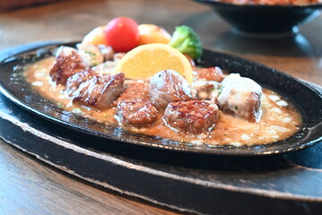 長崎県　佐世保名物　レモンステーキ（チーズのせ）