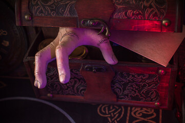 Gothic Family values, composition with a hand 