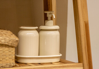 Modern Bathroom Sink Accessories Set