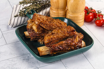 Baked beef ribs with marinade
