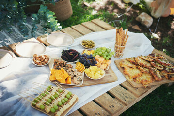 pallet with food in a park, holiday picnic