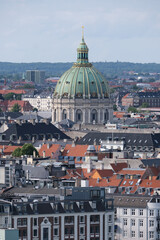 Fototapeta premium catedral skyline copenhagen dinamarca vista aerea predios