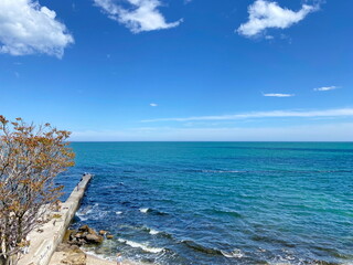 It is a pleasure for the eyes to admire the calm immensity of the sea surface on a warm spring...