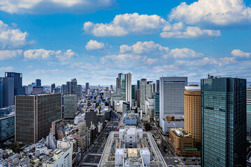 青空背景の大阪の街並み　　　【大阪風景】