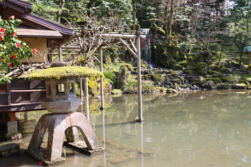 Miyoshian Suitei - Hisago-ike Pond în Kanazawa, Japan