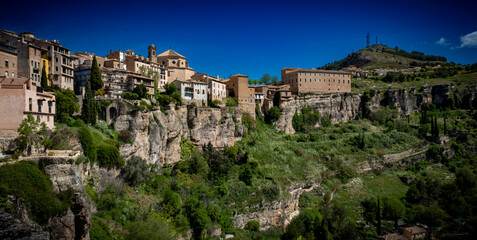 Fototapeta premium cudades con edificios antiguos de España