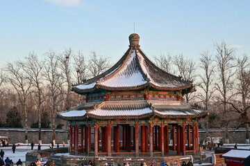 Fototapeta premium Summer Palace after snow