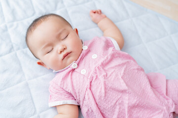 日本人の赤ちゃん