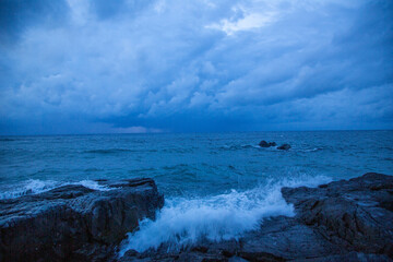夏の奄美大島の午後の空。