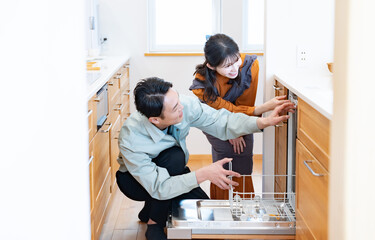 キッチンを確認する業者