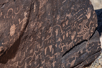 Newspaper Rock Petroglyphs Archeological District, Petrified Forest National Park, Arizona. Desert...