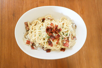 pasta or pasta carbonara or spaghetti or spaghetti carbonara