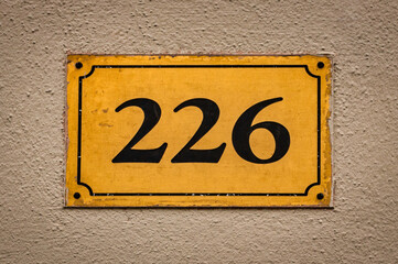 Hausnummer 226