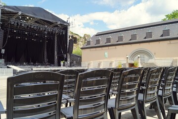 rows of chairs
