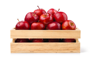 Red delicious apple in wooden crate isolatsed on white.