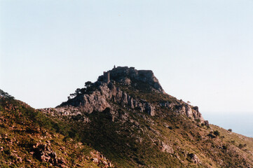 image of the castle of montornes at the top of the mountain