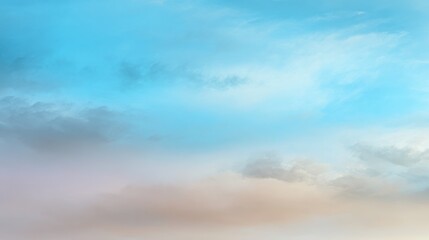 Obraz premium Serene Pastel Sky Dreamy Cloudscape at Dawn or Dusk
