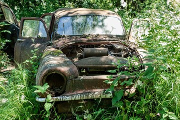 bastbas fanous cemetery of cars in sweden