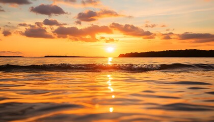 Fototapeta premium Sea, warm colors, sunset calm.