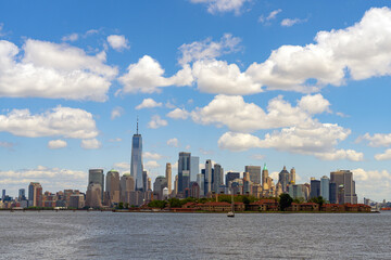 Obraz premium New York City skyline. Manhattan Skyscrapers in NYC, panorama view from Hudson River.