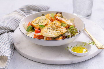 Grilled Halloumi Cheese salad with olive oil