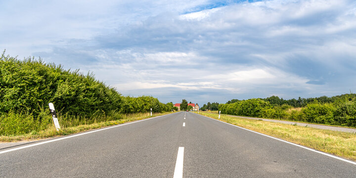 Stra&szlig;e zwischen Neukirch/Lausitz und Tautewalde in der Oberlausitz