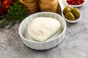 Gurmet organic mozzatla dairy cheese