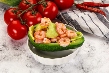 Dietary avocado cut with prawn