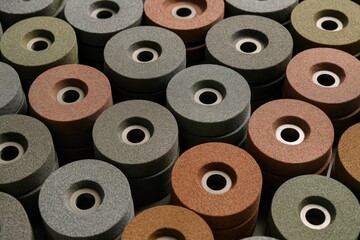 Shaping gemstones with grinding tools