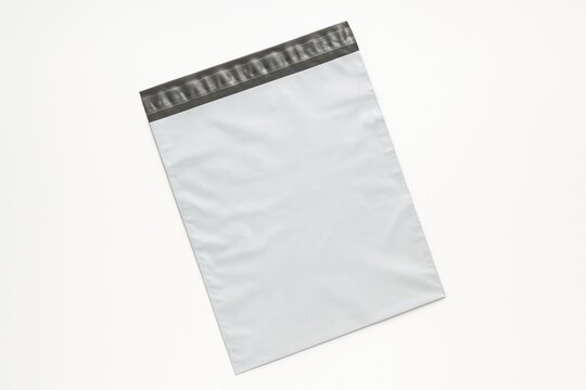 Shipping Bag Examples Shipping Bags Images – Browse 429,439 Stock Photos, Vectors, and Video ...